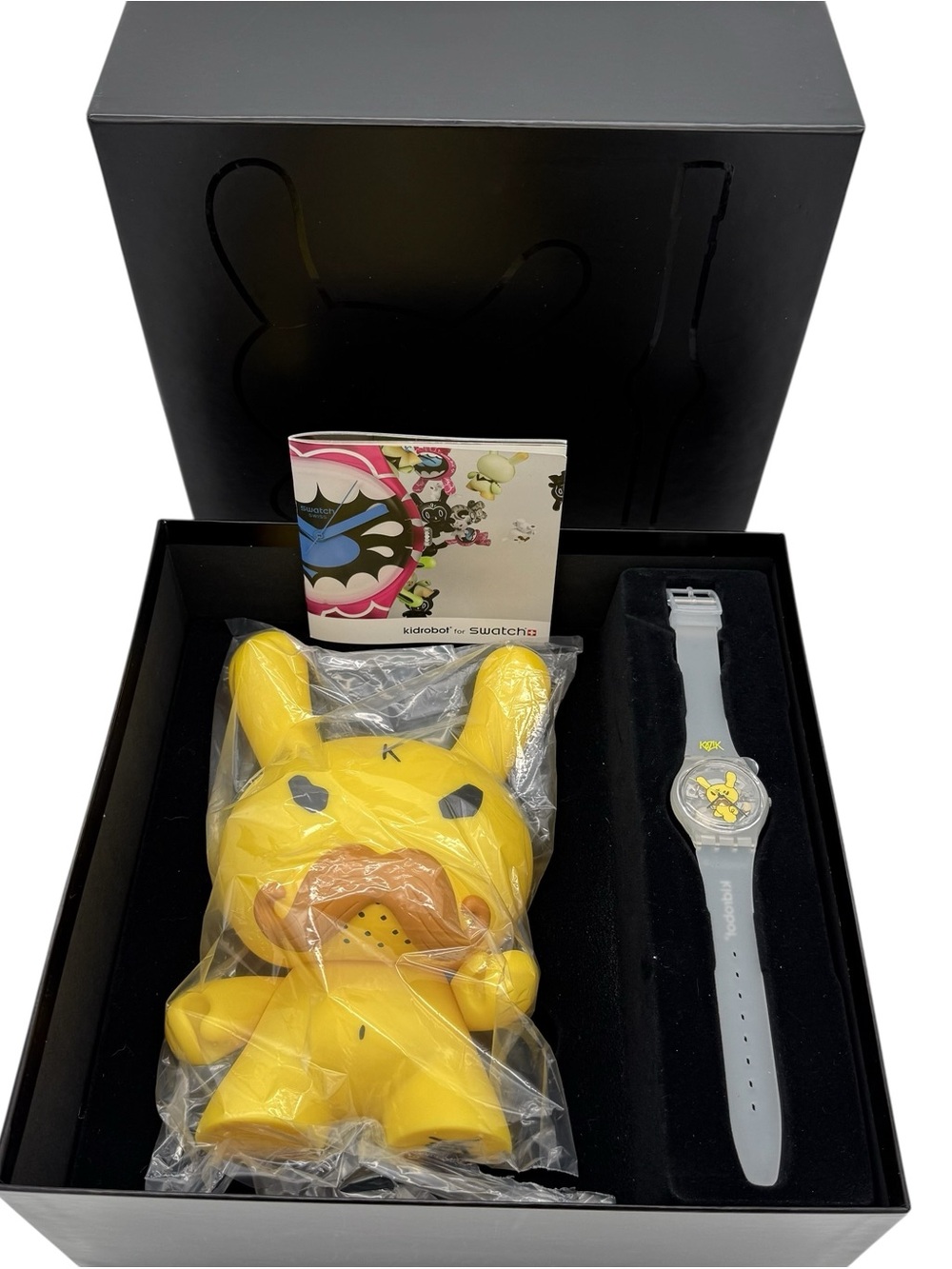 Swatch KidRobot Watch KOZIK Boxed Set by Frank Kozik 2011 Tennis Pro GZS49